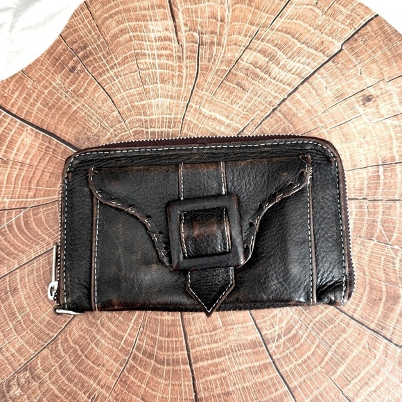 Handmade Leather Wallet Full Zip - Picture 1 of 14